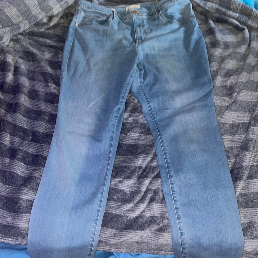 Universal Thread High Rise Skinny Jeans